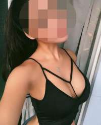 Eğlenceyi Seven Arap Escort; Unutulmaz Anlar için Hazır