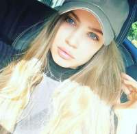 Mersin Mezitli'deki Çarpıcı Escortunuz: Unutulmaz Geceye Davet