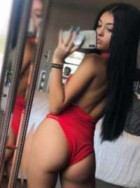 Özbek Escort Kızın Sizi Büyüleyici Güzelik ve Hizmetleriyle Karşılaması
