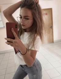 Şehvetli Mut Escort Bayan Ayla: Mutluluk Her Zaman Bir Telefon Kadar Uzakta!