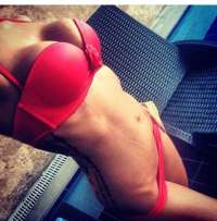 Türk Escort Bayan Kendine Güvenen, Zarif ve Üstün hizmet sunan