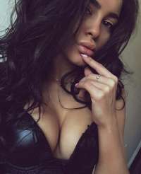 Tutku Dolu ve Eşsiz Türk Escort Bayanla Tanışın!